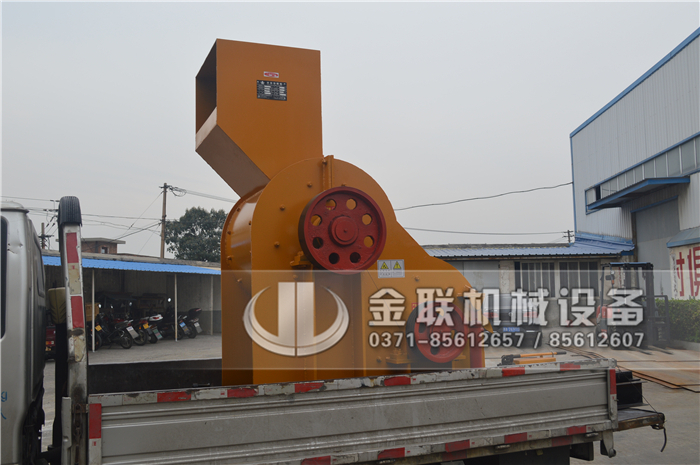 中型原煤粉碎机哪个厂家价格低，多少钱一台？