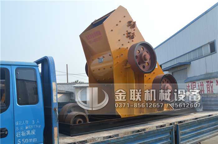 中型煤炭破碎机的价格是多少，是怎么来破碎煤炭的？