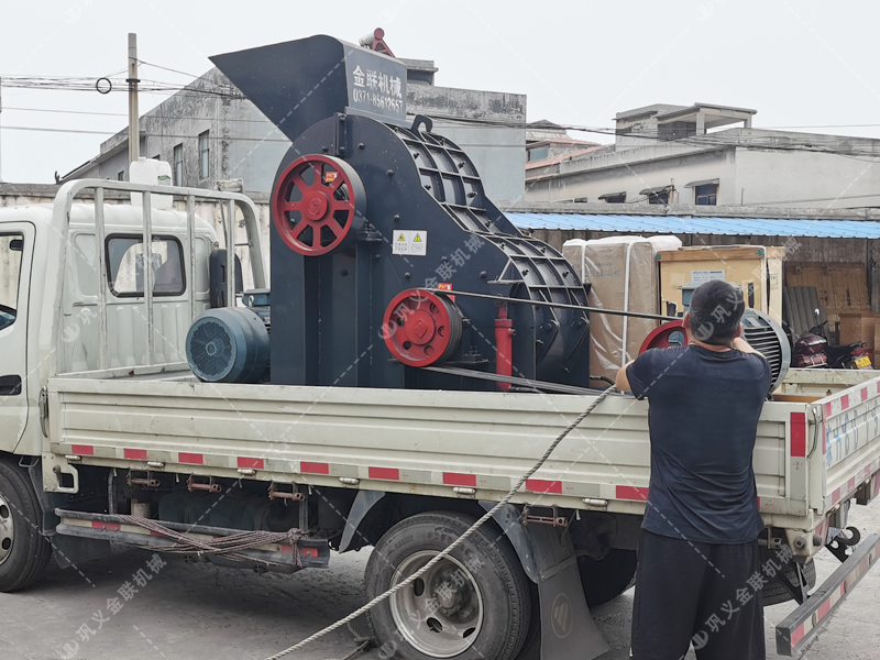 SCF600X600双级粉碎机发货图片_发往山东滨州_破碎电石渣 SCF600X600双级粉碎机发货图片_发往山东滨州_破碎电石渣